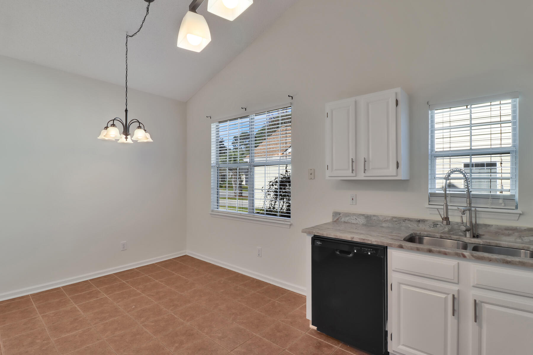 434 South Piazza Court Mount Pleasant, SC 29464 - Photo 13 of 26 IMG_8516