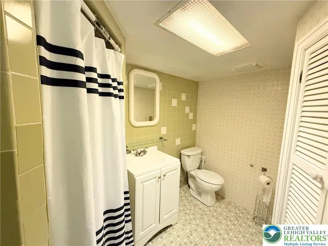 $320,000 | 521 North 25th Street, Allentown, PA 18104