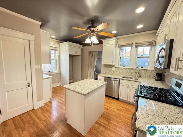 $320,000 | 521 North 25th Street, Allentown, PA 18104