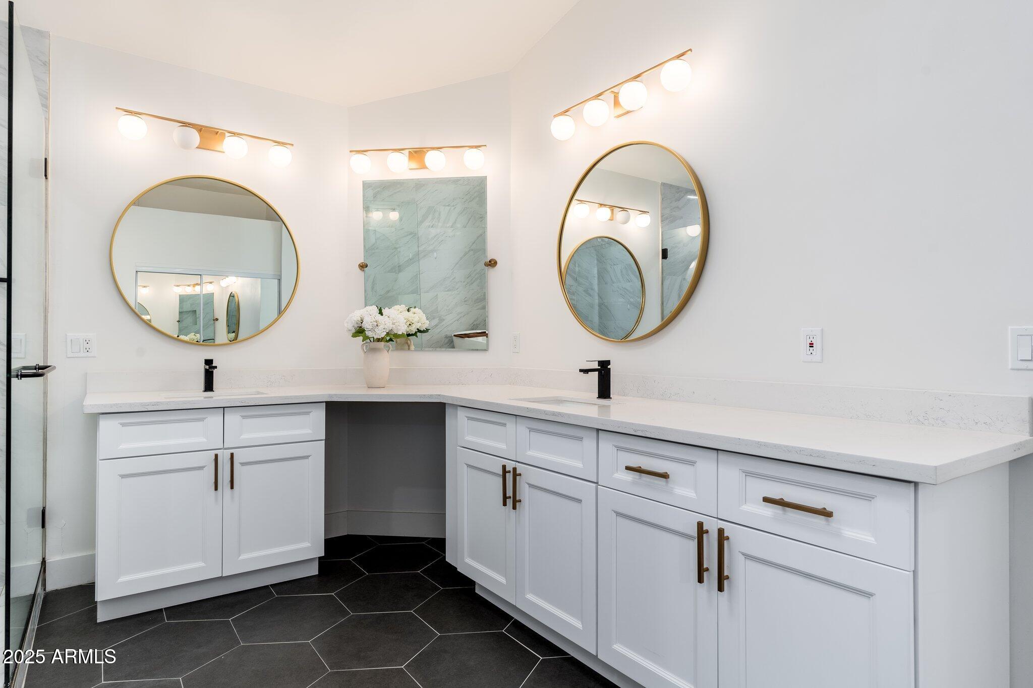 5010 East Nisbet Road Scottsdale, AZ 85254 - Photo 25 of 41 5010 E Nisbet Rd - 29