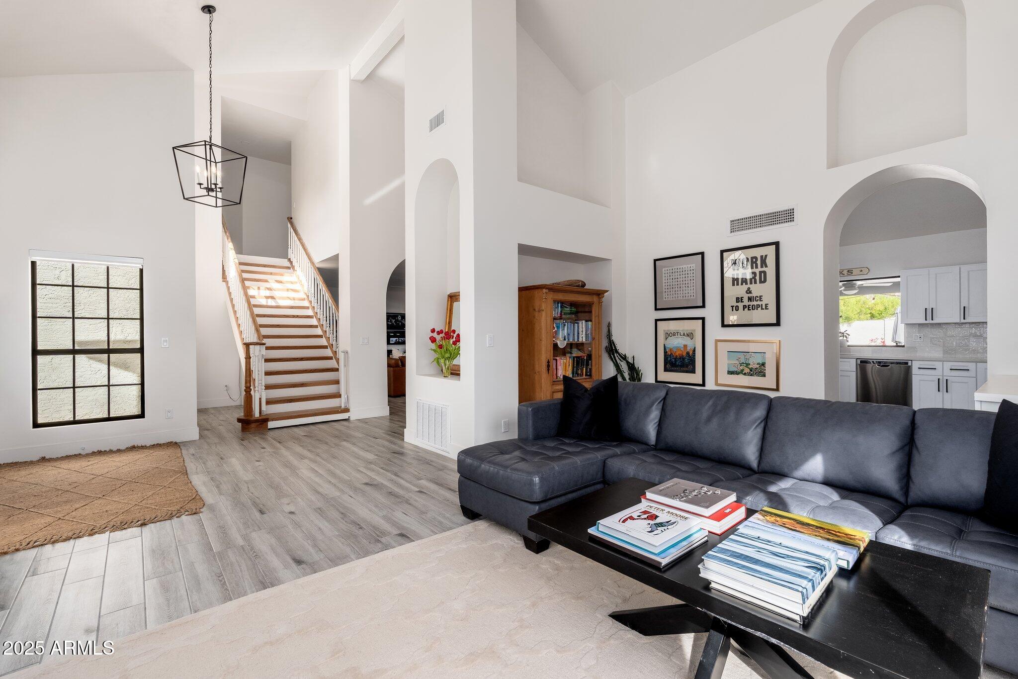 5010 East Nisbet Road Scottsdale, AZ 85254 - Photo 7 of 41 5010 E Nisbet Rd - 11