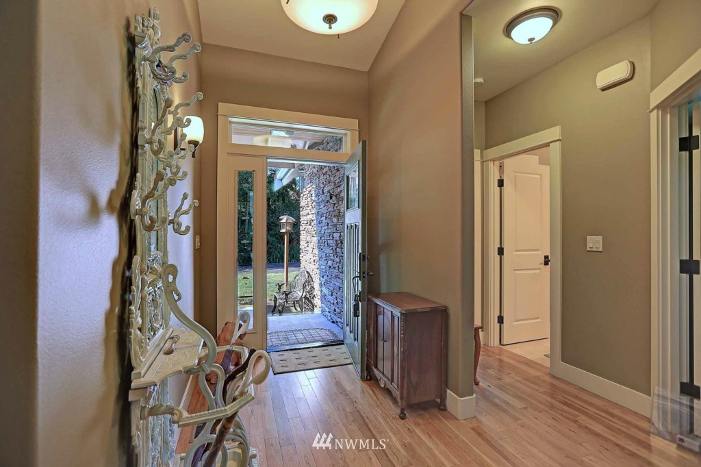 4267 Aldrich Road Bellingham, WA 98226 - Photo 8 of 22 Gallery Image 8