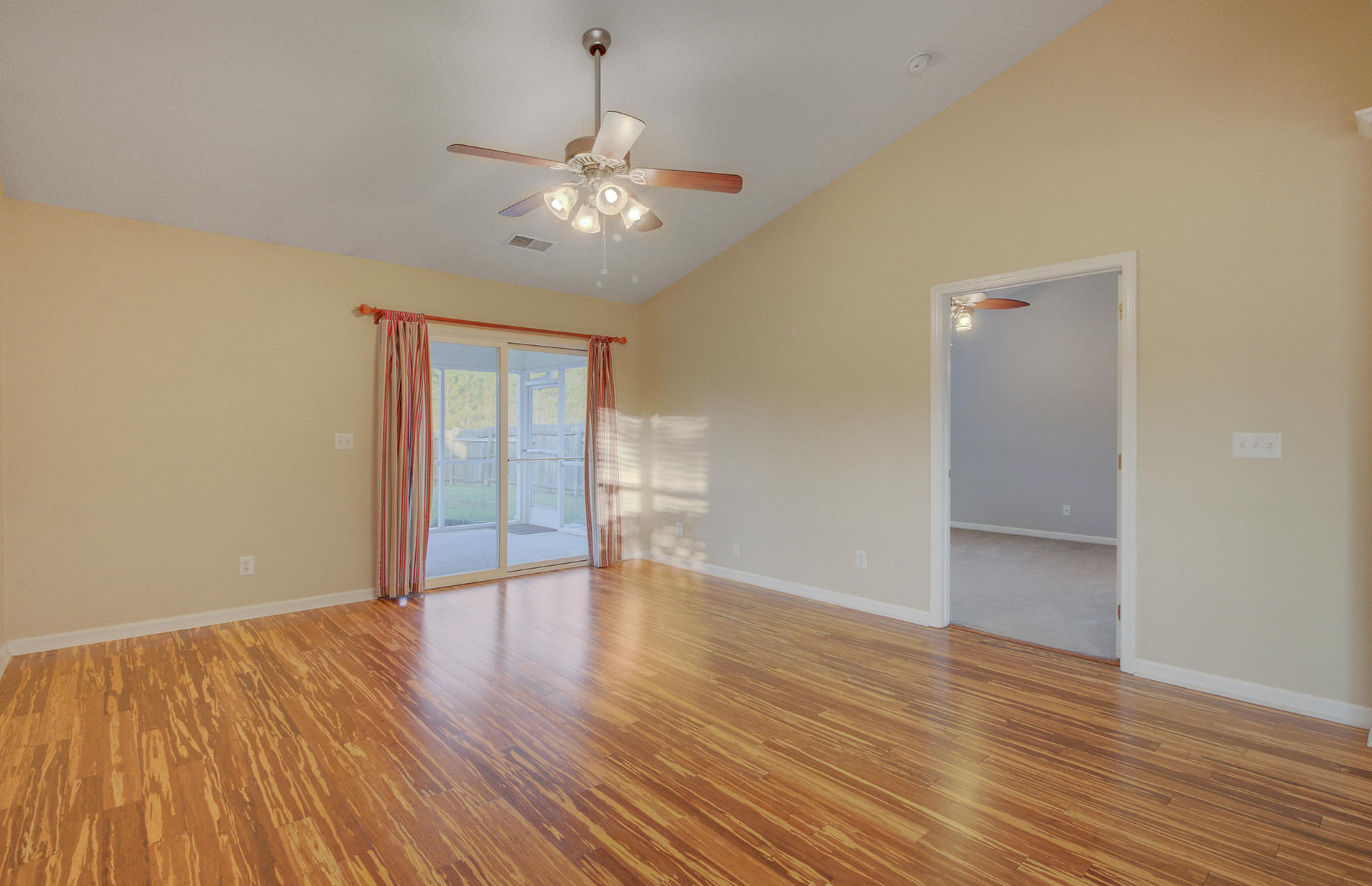 1242 River Rock Road Hanahan, SC 29410 - Photo 10 of 26 11