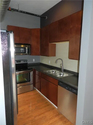 $2,100 | 317 South Clinton Street, Unit 4A, Syracuse, NY 13202