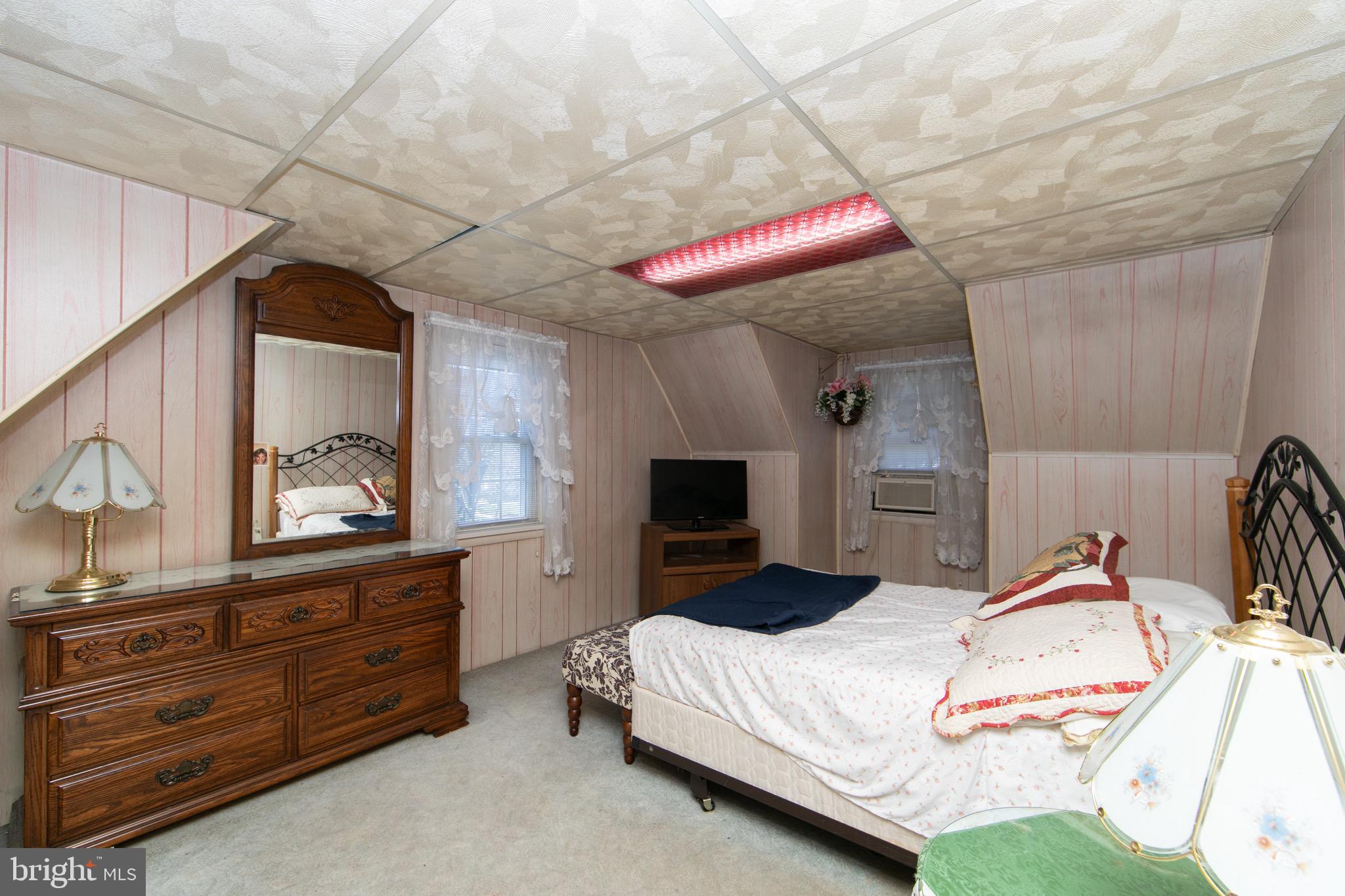 106 West Mill Road Maple Shade, NJ 08052 - Photo 21 of 36 Bedroom 2