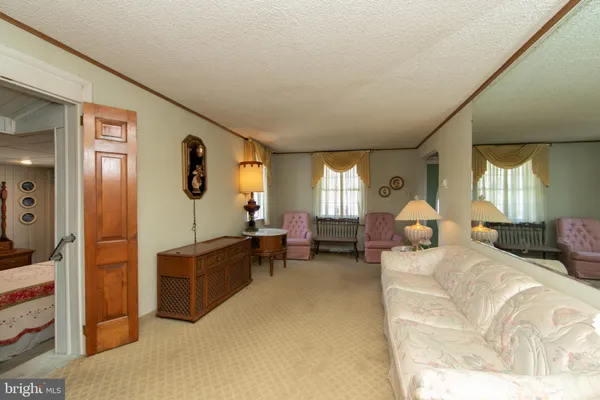 $435,000 | 106 West Mill Road, Maple Shade, NJ 08052