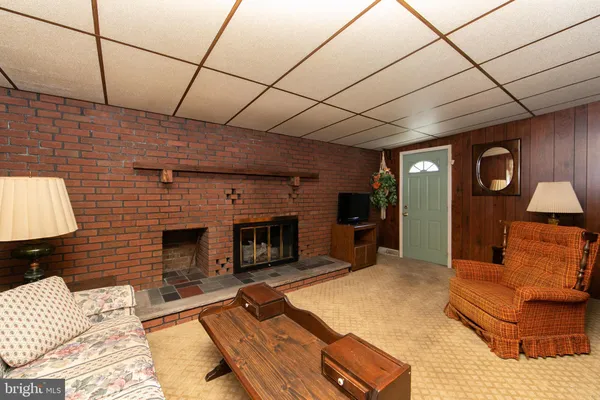 $435,000 | 106 West Mill Road, Maple Shade, NJ 08052