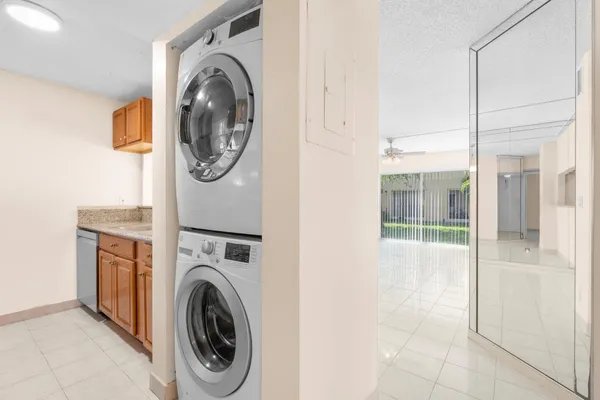 $1,900 | 3230 Northwest 102nd Terrace, Unit 108F, Coral Springs, FL 33065