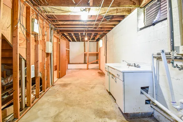 $398,000 | 1204 Rolling Fields Drive, Columbia, TN 38401