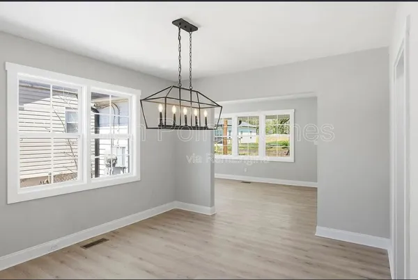 $1,950 | 2406 Kirby Avenue, Chattanooga, TN 37404