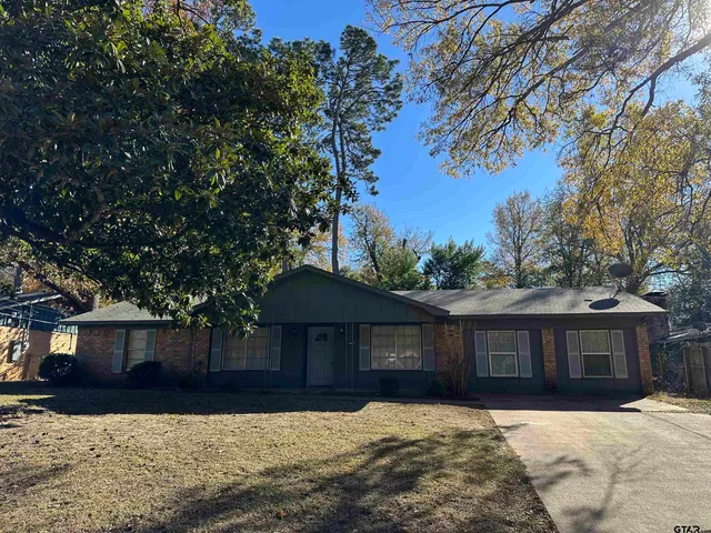 $239,900 | 2917 Fleetwood Drive, Tyler, TX 75701