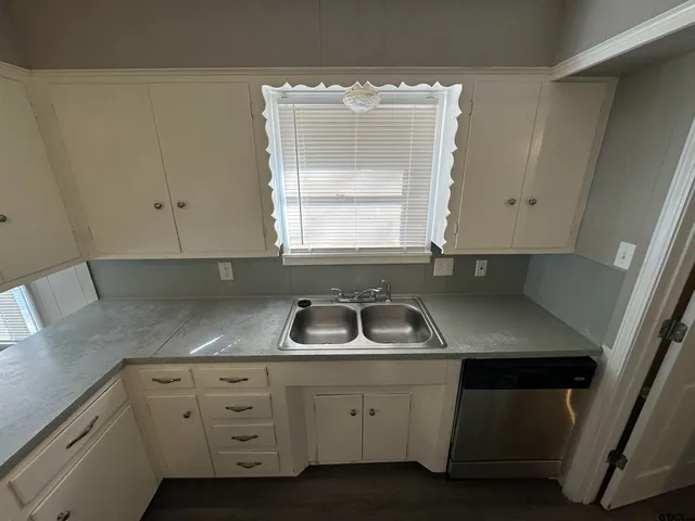 $239,900 | 2917 Fleetwood Drive, Tyler, TX 75701