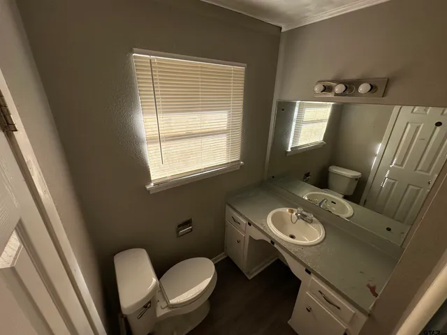 $239,900 | 2917 Fleetwood Drive, Tyler, TX 75701