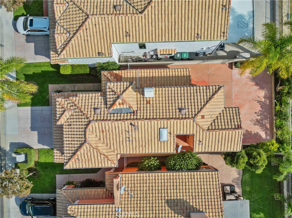 25726 Emerson Lane Stevenson Ranch, CA 91381 - Photo 44 of 45 a front view of a house with a garden