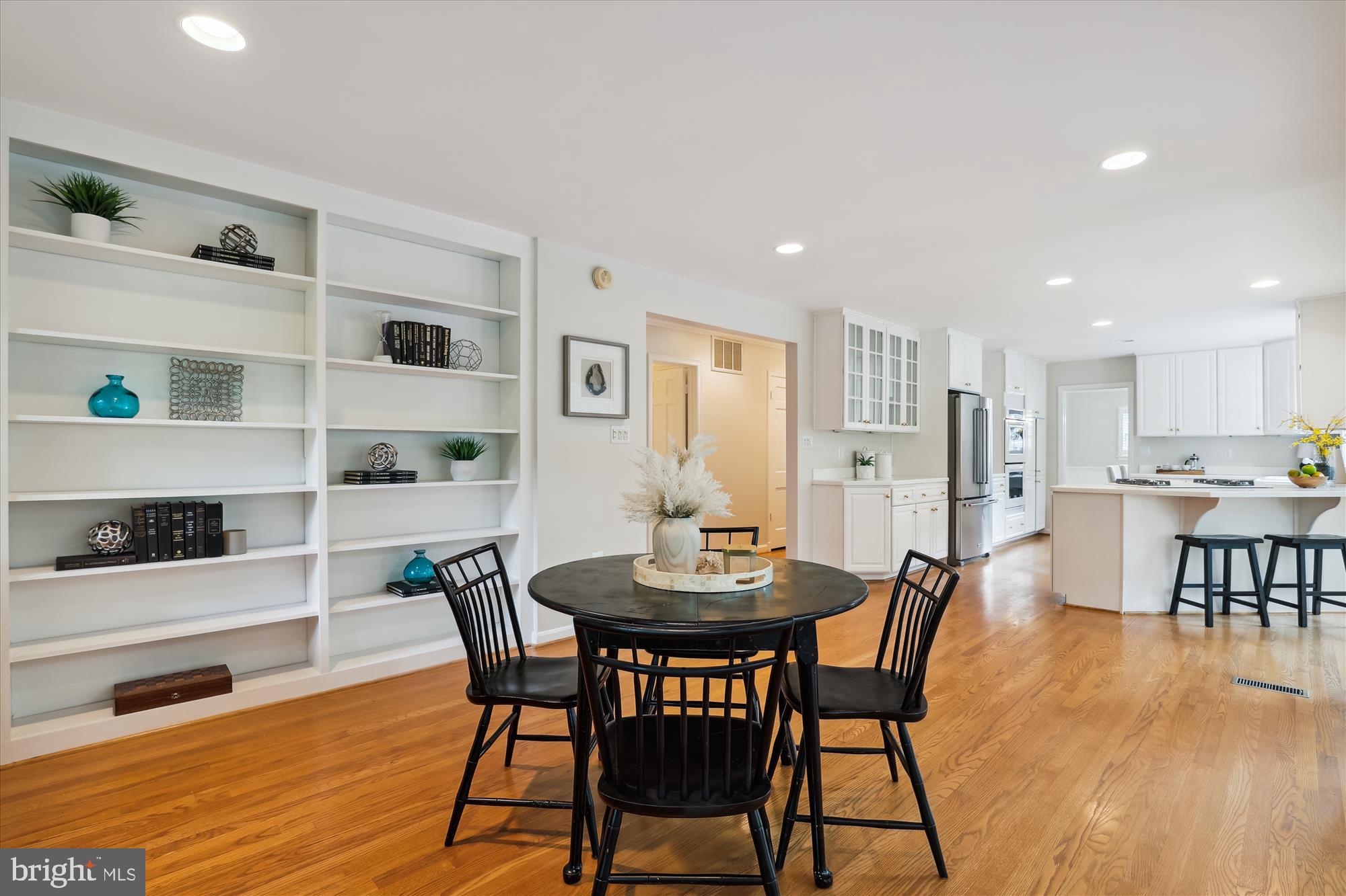 1808 Briar Ridge Court McLean, VA 22101 - Photo 17 of 61 Breakfast area also offers built-ins