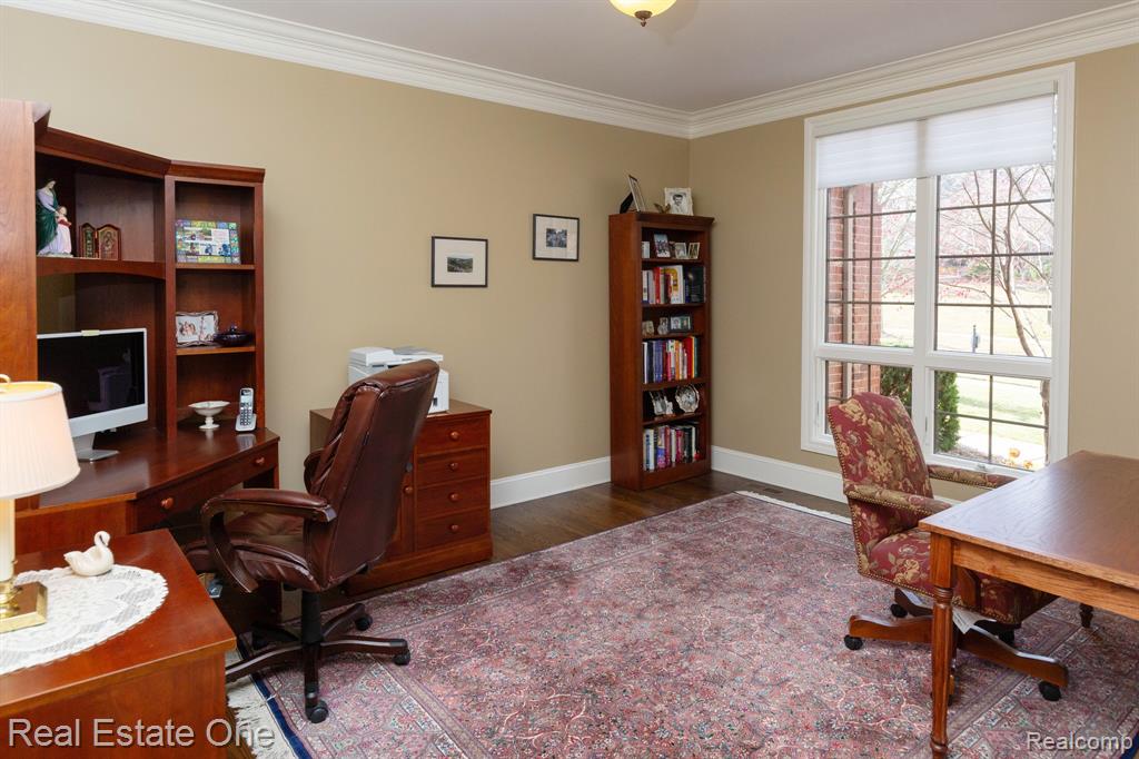 658 Langley Road Rochester Hills, MI 48309 - Photo 19 of 55