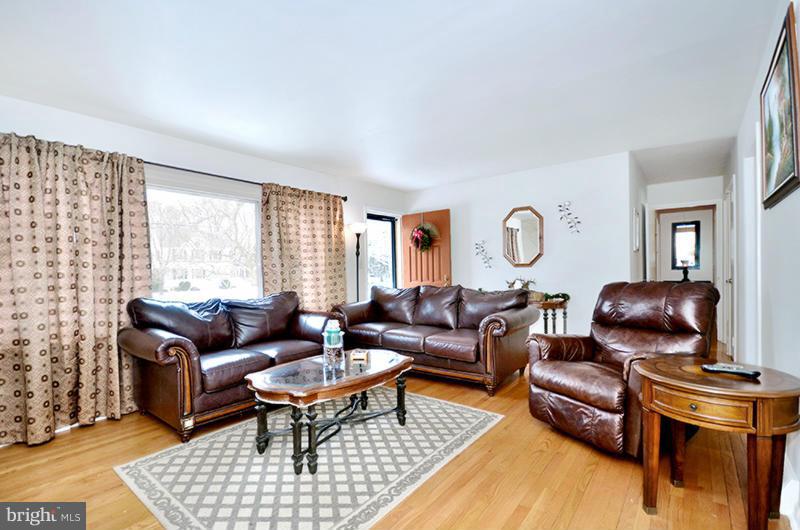 4125 Webster Road Havre de Grace, MD 21078 - Photo 2 of 23 Living Room