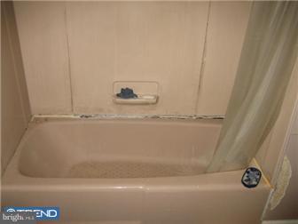 321 South State Road Upper Darby, PA 19082 - Photo 4 of 9