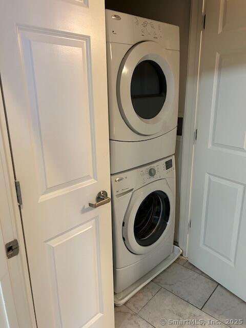 120 A Towne Street, Unit 237 Stamford, CT 06902 - Photo 9 of 20 a utility room with dryer and washer