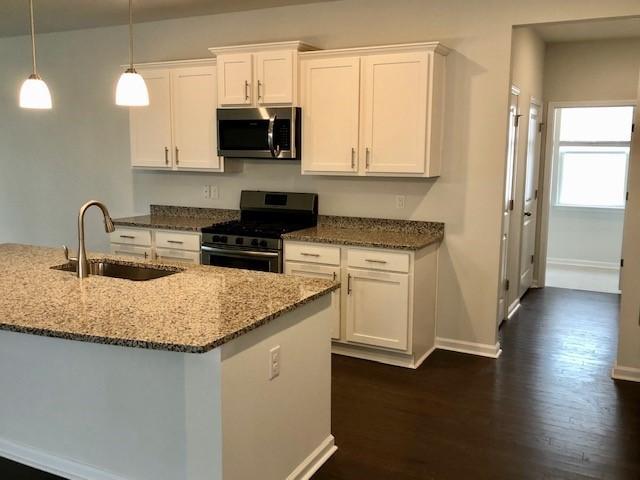 507 Kilarney Road Summerville, SC 29483 - Photo 2 of 31 161-4