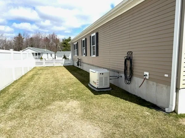 $449,000 | 105 Opal Lane, Gardner, MA 01440