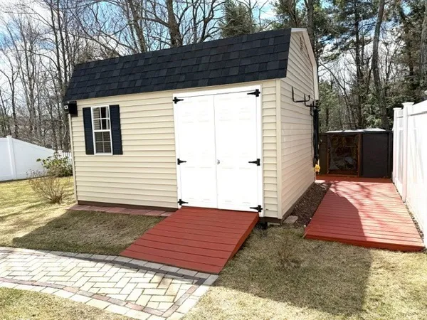 $449,000 | 105 Opal Lane, Gardner, MA 01440