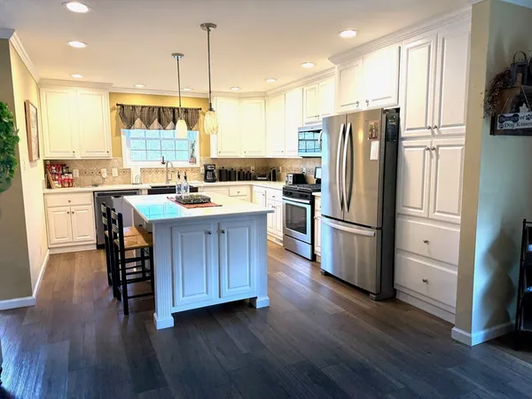 $449,000 | 105 Opal Lane, Gardner, MA 01440