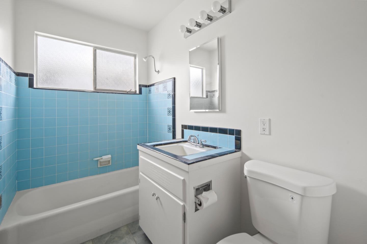 1079 Wheeler Street Seaside, CA 93955 - Photo 11 of 21