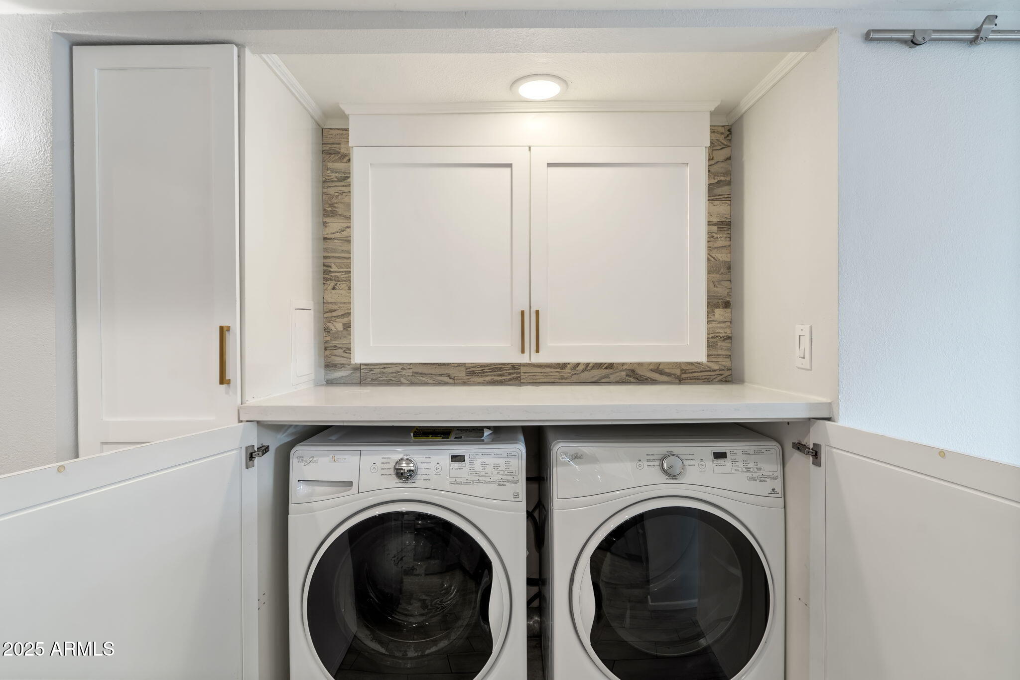 7401 North Scottsdale Road, Unit 24 Paradise Valley, AZ 85253 - Photo 25 of 47 Laundry opposite Kitchen