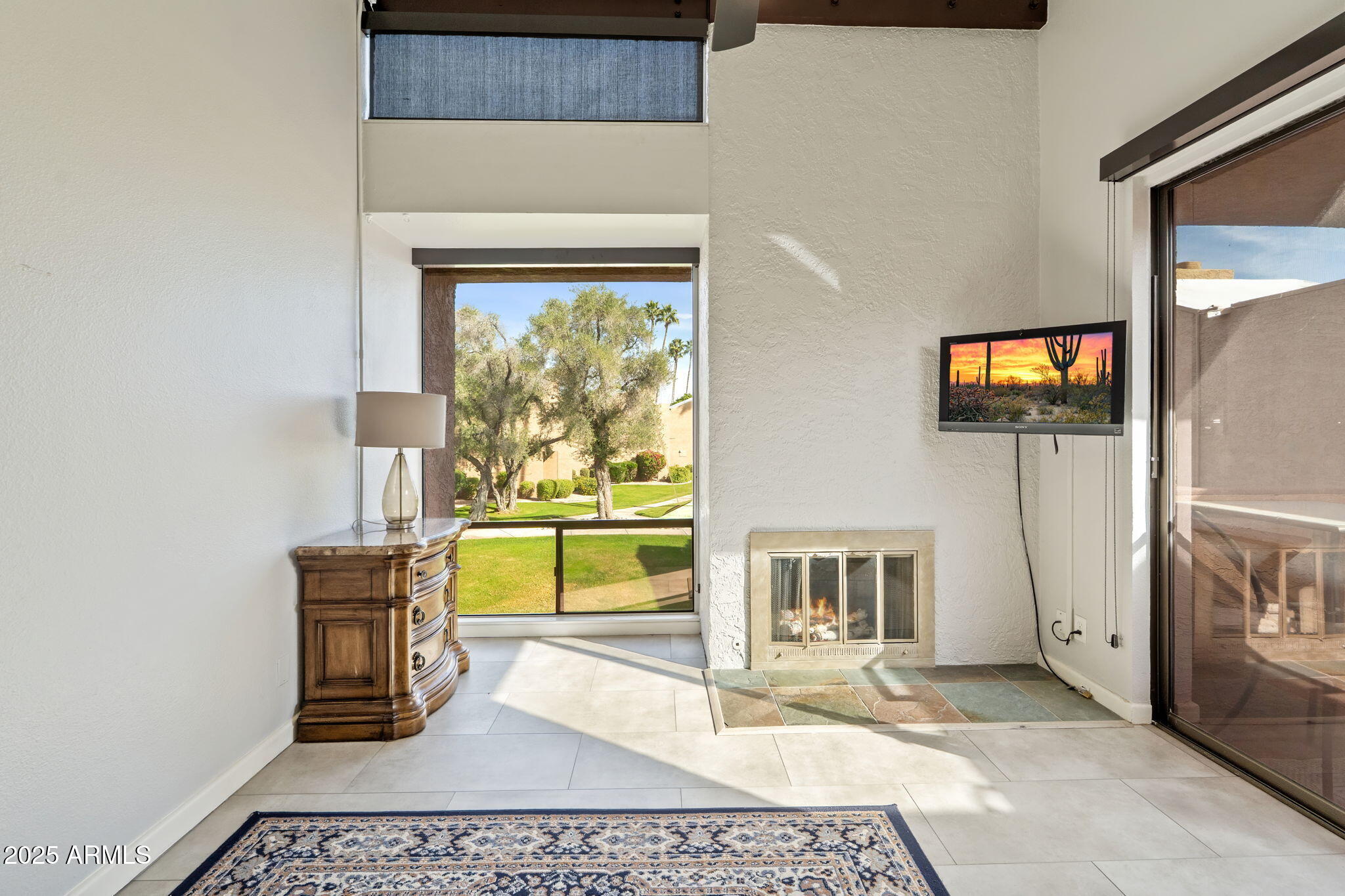 7401 North Scottsdale Road, Unit 24 Paradise Valley, AZ 85253 - Photo 32 of 47 Primary Suite