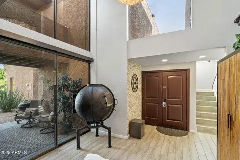 $575,000 | 7401 North Scottsdale Road, Unit 24, Paradise Valley, AZ 85253