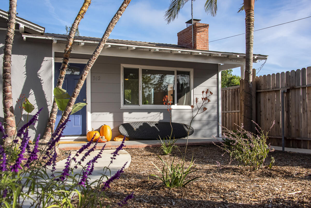 Undisclosed Address Santa Barbara, CA 93109 - Photo 5 of 37 Front #3