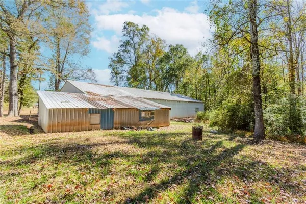 $630,000 | 621 Loganville Highway, Winder, GA 30680
