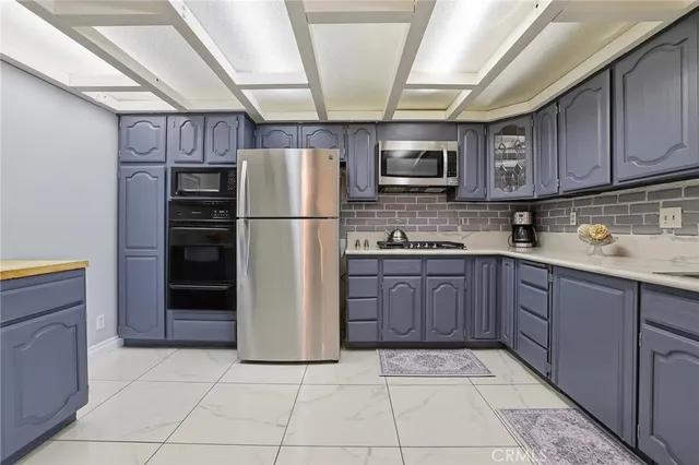 $850,000 | 18927 Claycrest Drive, Canyon Country, CA 91351