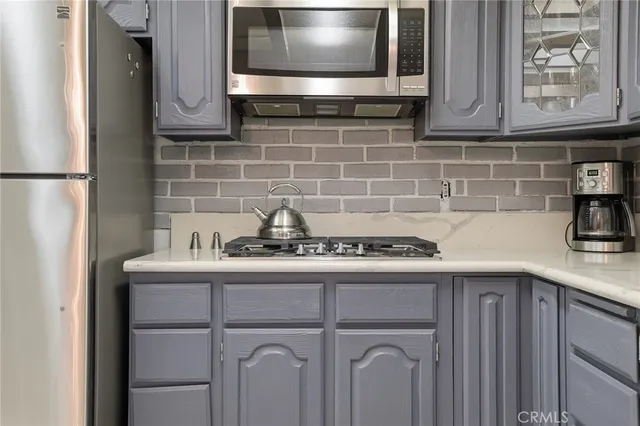 $850,000 | 18927 Claycrest Drive, Canyon Country, CA 91351