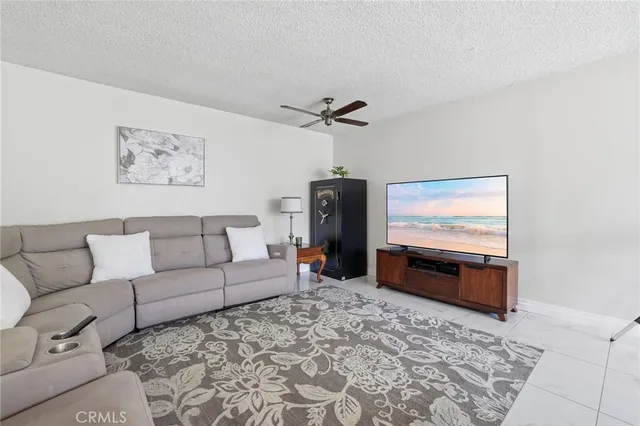 $850,000 | 18927 Claycrest Drive, Canyon Country, CA 91351