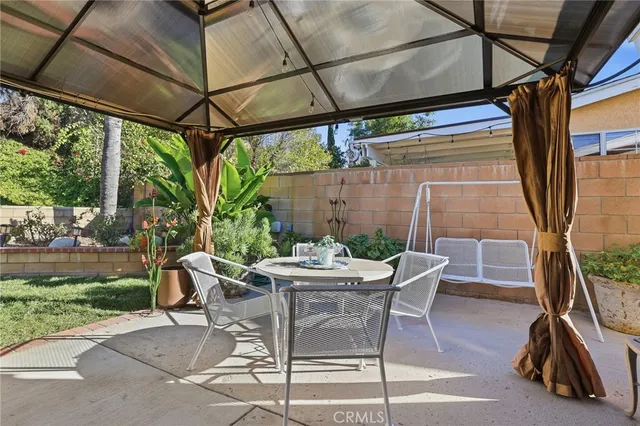 $850,000 | 18927 Claycrest Drive, Canyon Country, CA 91351