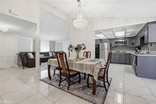 $850,000 | 18927 Claycrest Drive, Canyon Country, CA 91351