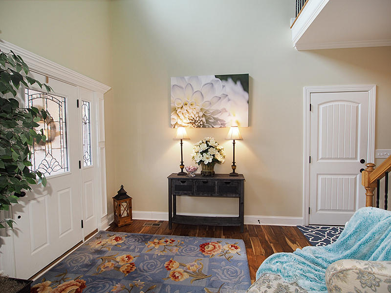585 Burning Tree Road Pinehurst, NC 28374 - Photo 3 of 30 foyer1