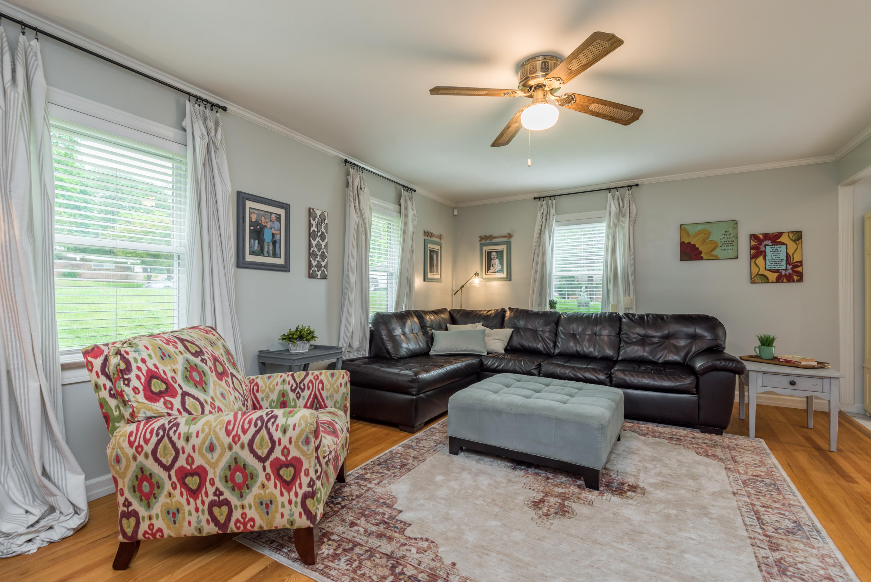 108 Daniel Lane Oak Ridge, TN 37830 - Photo 4 of 40 B2_108DanielLn-11