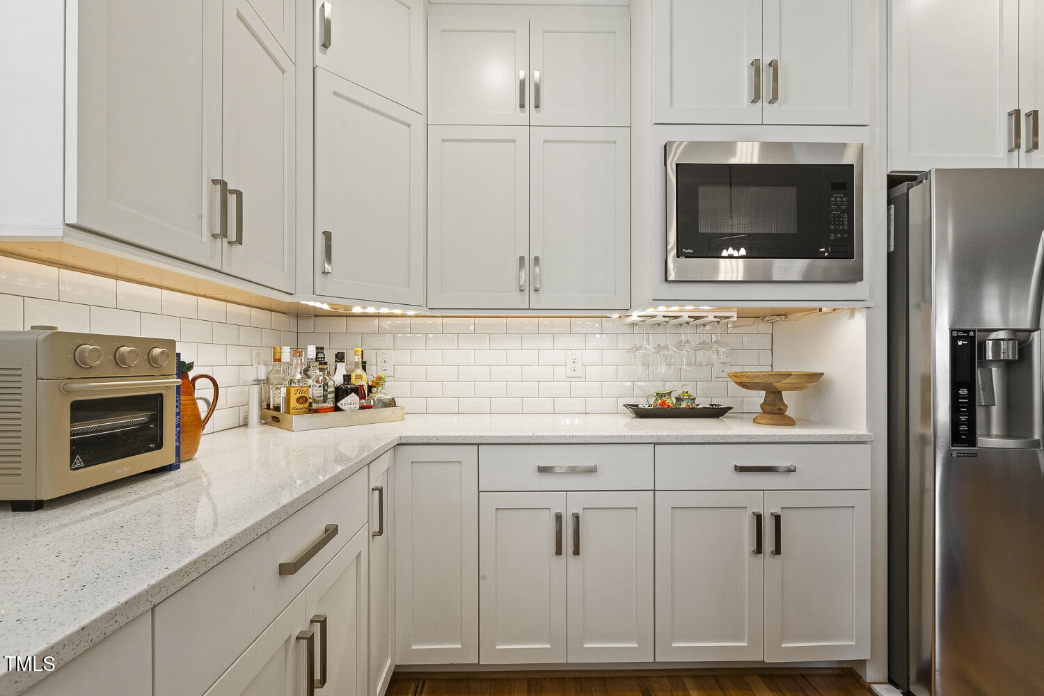 504 Heather Drive Raleigh, NC 27606 - Photo 20 of 48 028