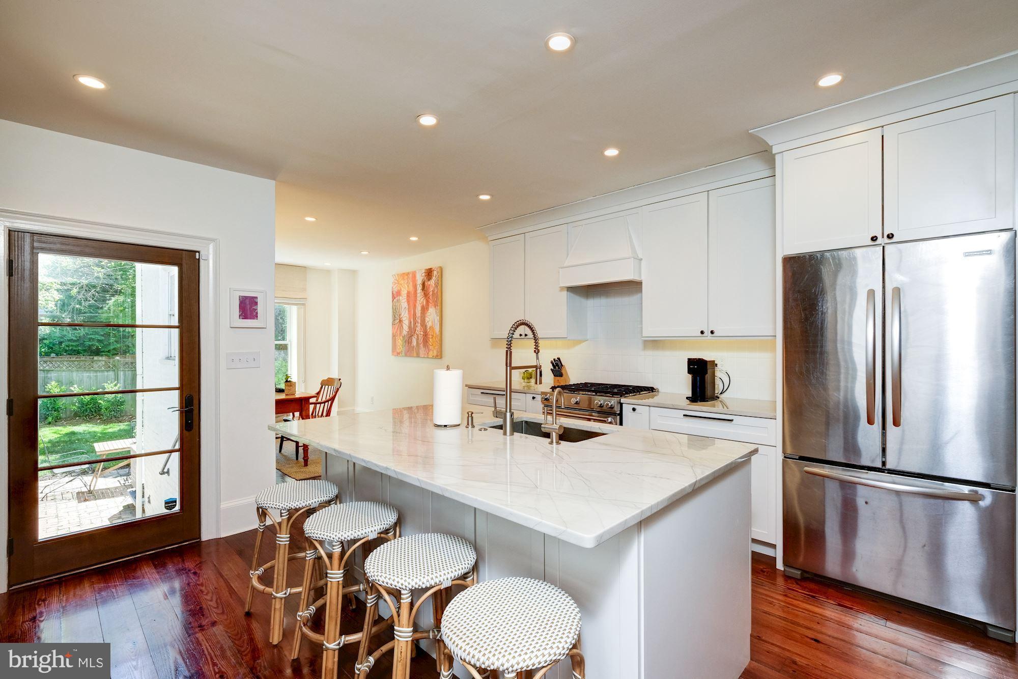 210 6th Street Southeast Washington, DC 20003 - Photo 11 of 38 Sleek gourmet chef's kitchen