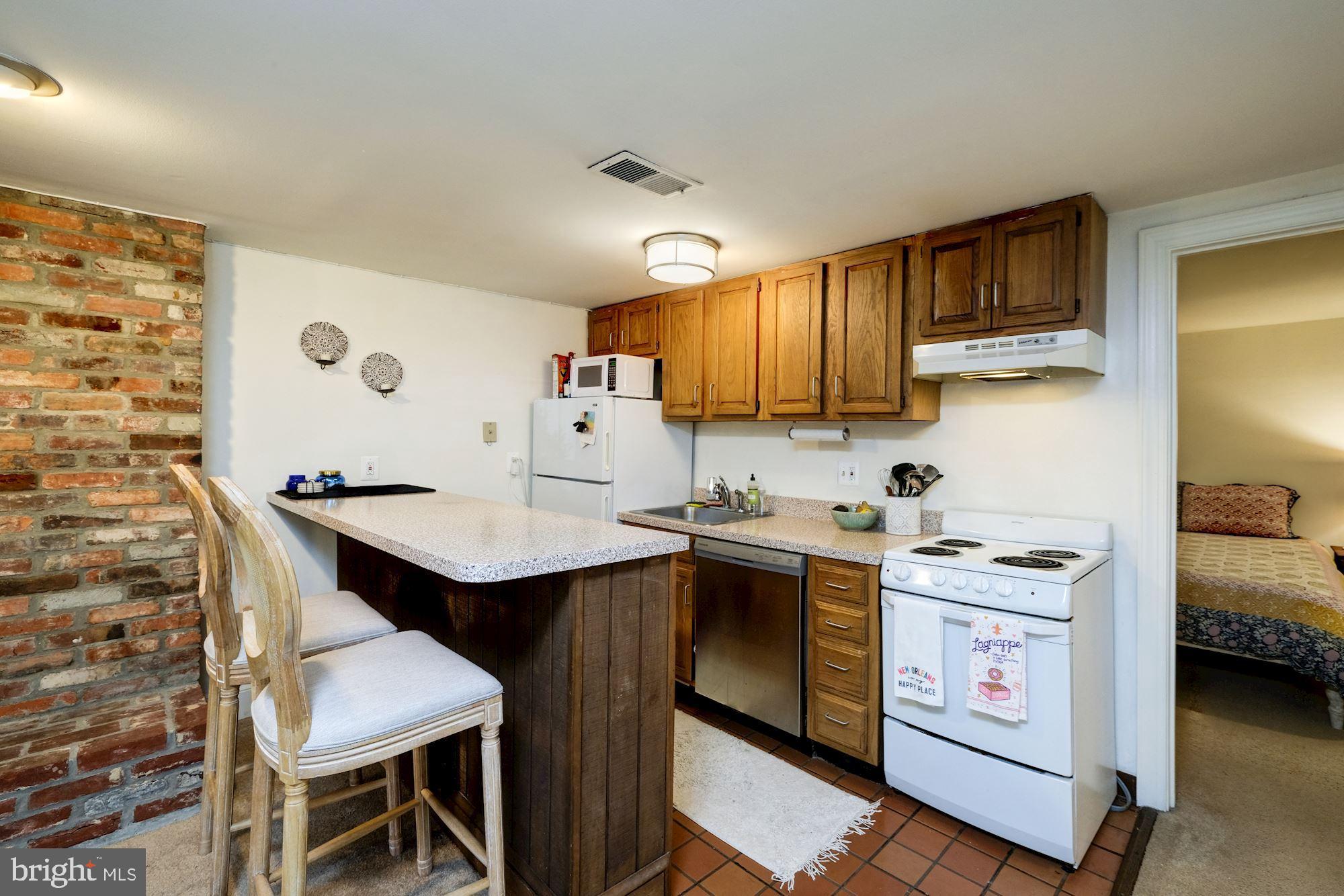 210 6th Street Southeast Washington, DC 20003 - Photo 25 of 38 Separate spacious 1BR/1BA