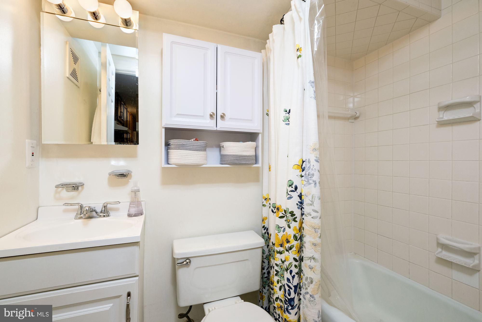 210 6th Street Southeast Washington, DC 20003 - Photo 29 of 38 Separate spacious 1BR/1BA