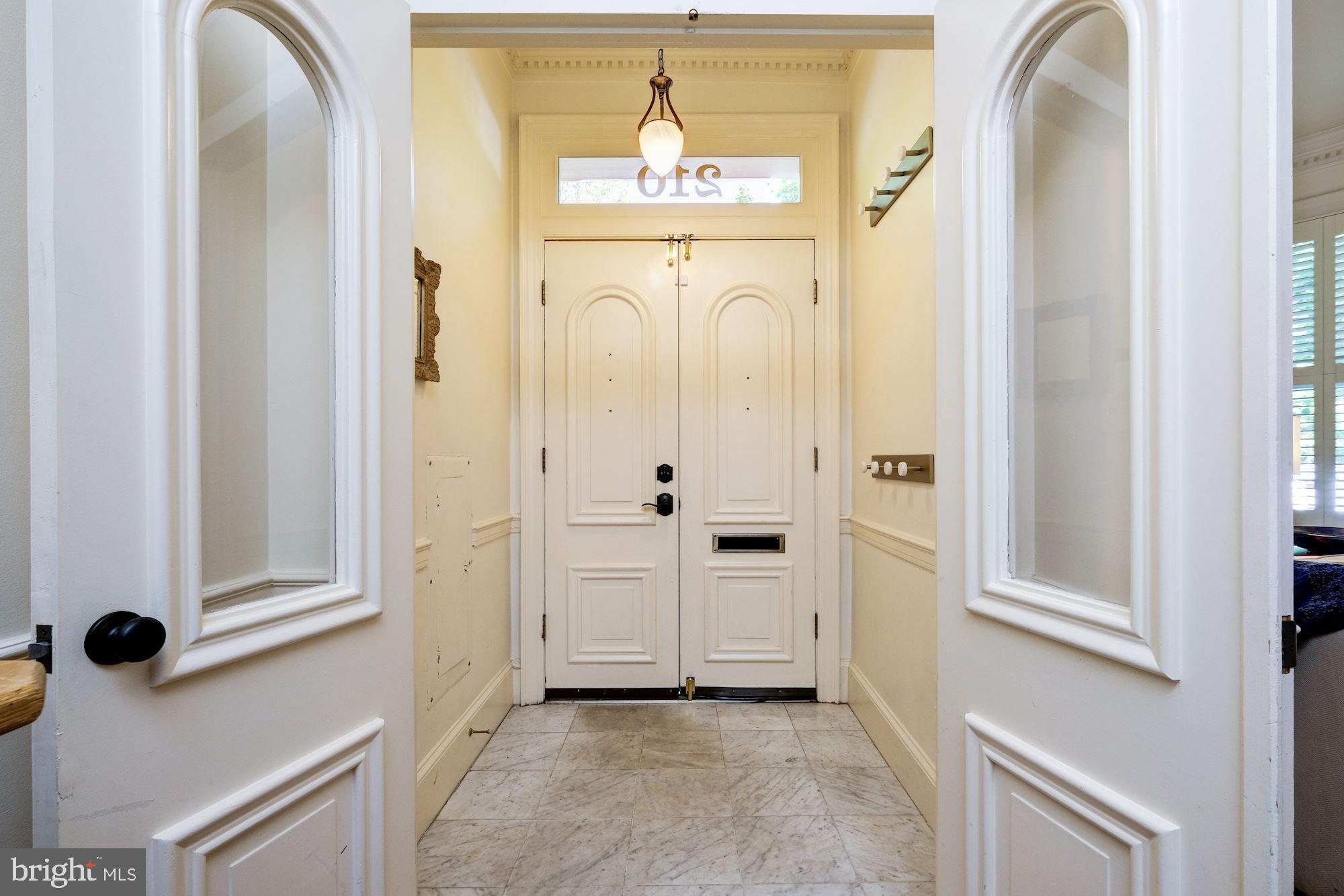 210 6th Street Southeast Washington, DC 20003 - Photo 3 of 38 Exquisite classic architecture