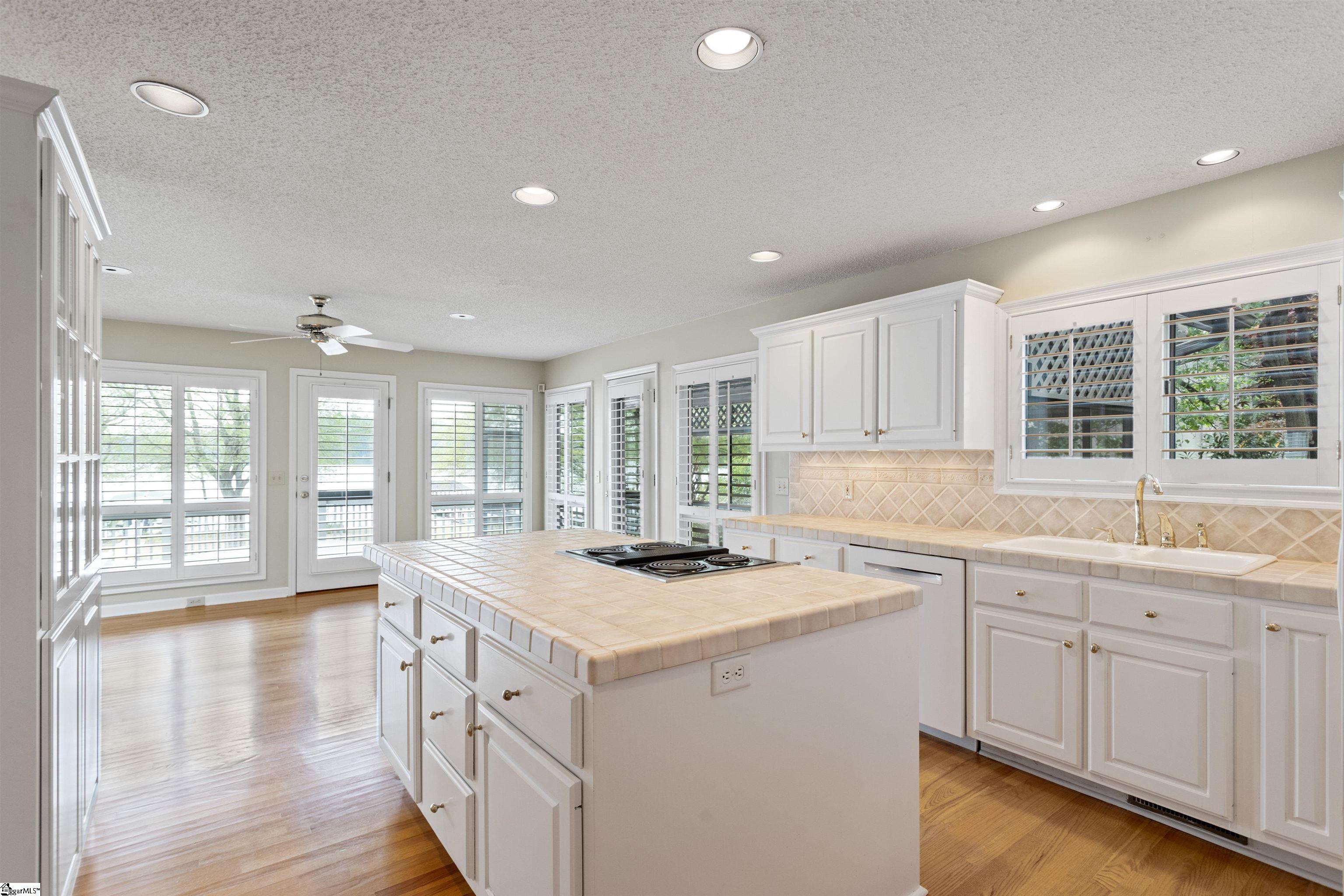 405 Watercrest Court Inman, SC 29349 - Photo 10 of 36