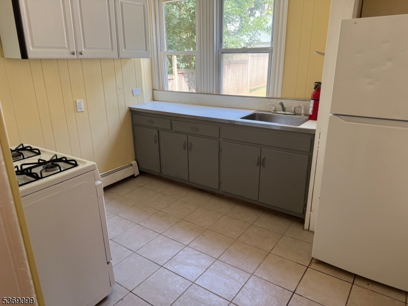 30 Riggs Place, Unit 1 South Orange, NJ 07079 - Photo 5 of 16