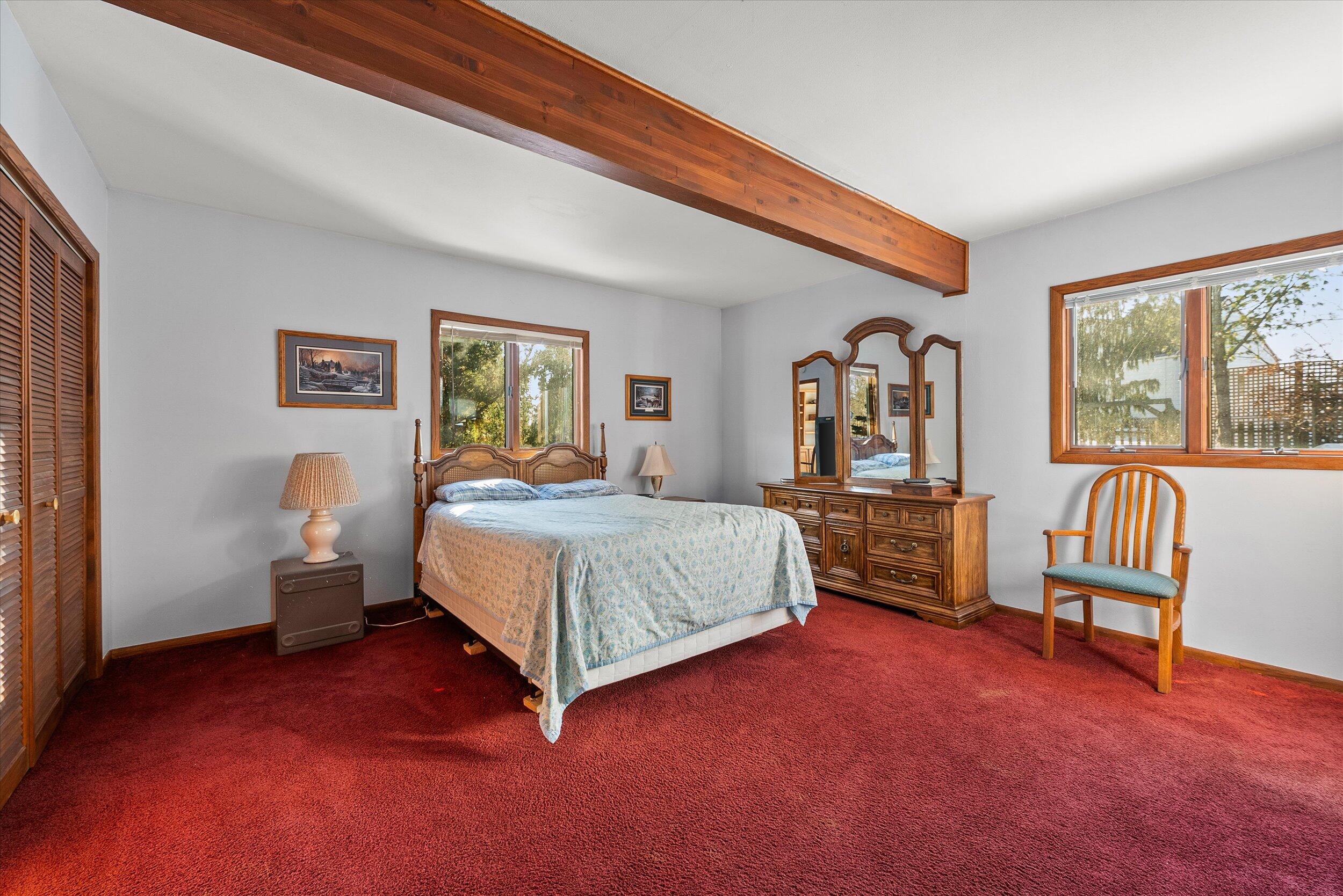 325 East Whitefish Road Port Washington, WI 53074 - Photo 12 of 44 12-Bedroom