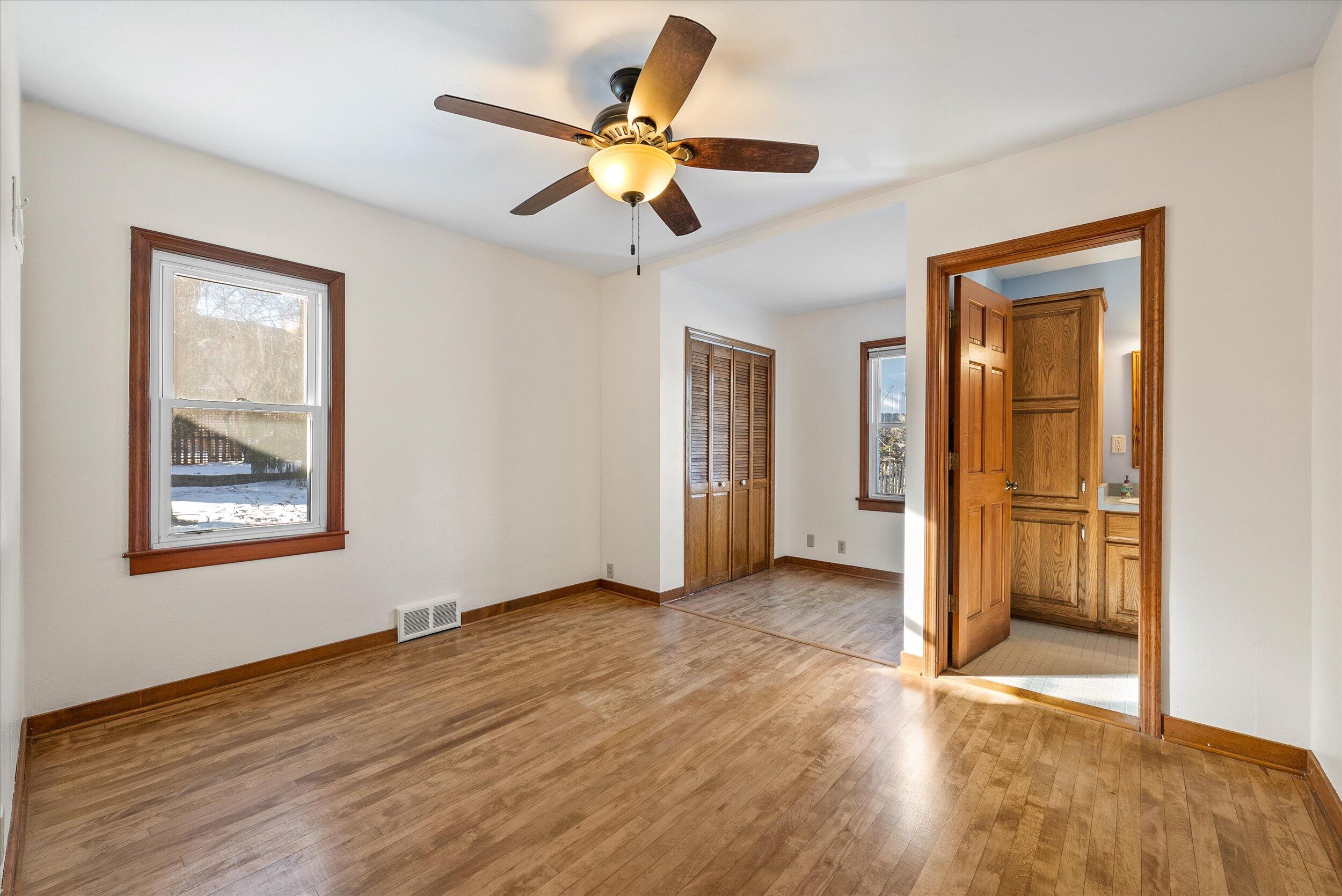 325 East Whitefish Road Port Washington, WI 53074 - Photo 26 of 44 26-Bedroom