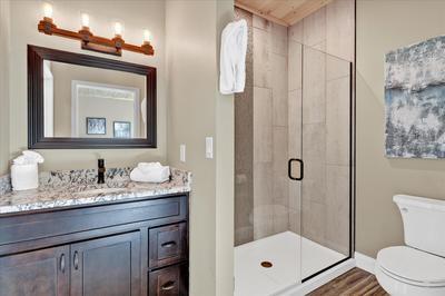833 Village Loop Road Gatlinburg, TN 37738 - Photo 12 of 24 Walk in Shower